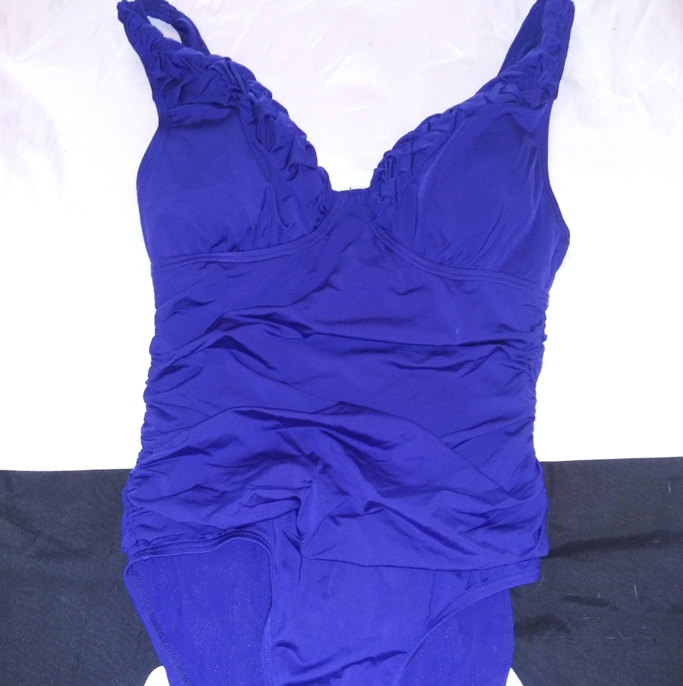 Jantzen womens swim suit size 10